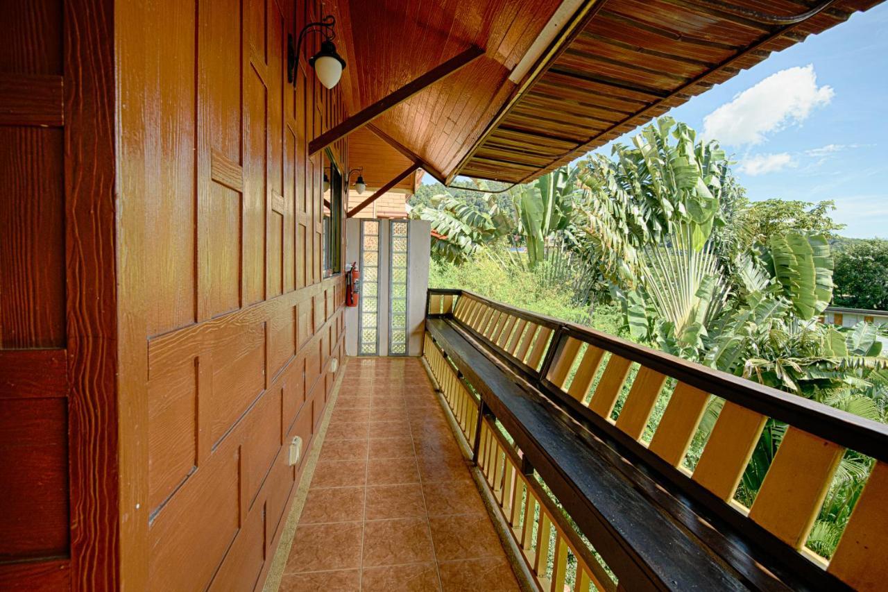 Villa Siam Lanna At Kantiang Bay Ko Lanta Exterior foto